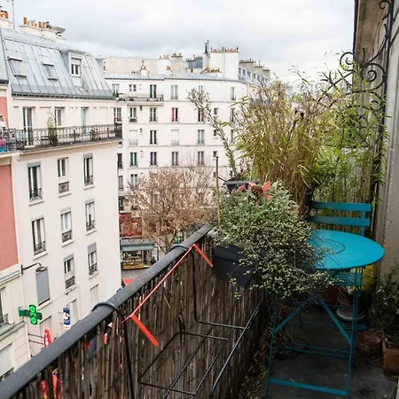 Superb Bright Apt Near Montmartre Parigi